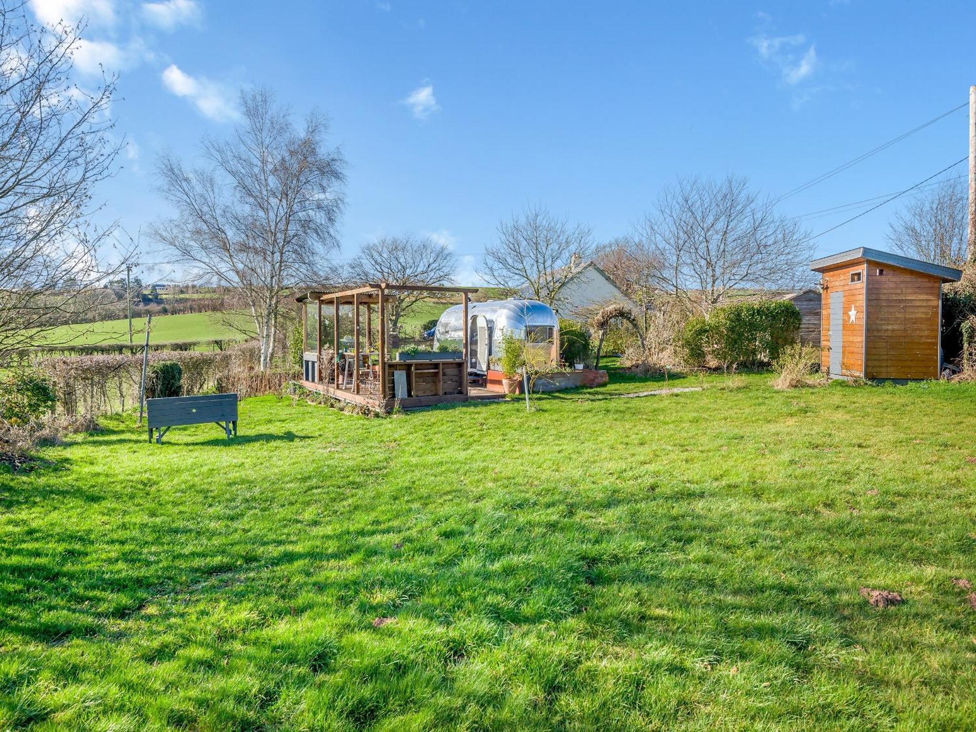 Вилла Marilyn Meadows St Weonards Экстерьер фото